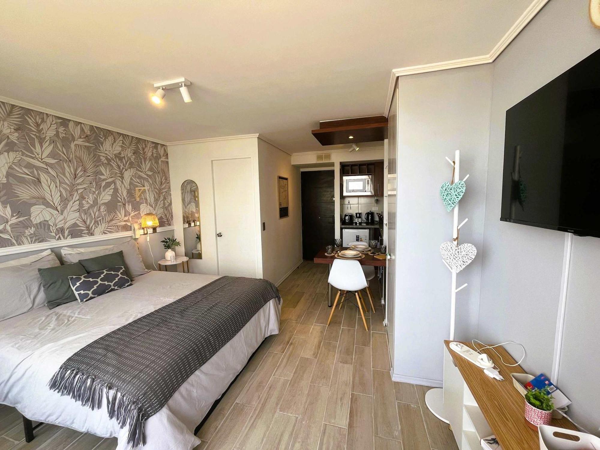 Hom I Estudio Con Terraza Vista A La Ciudad-santiago *